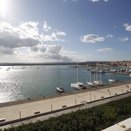 Ortigia Camere Con Vista Da Giulio B&B Szirakúza Kültér fotó