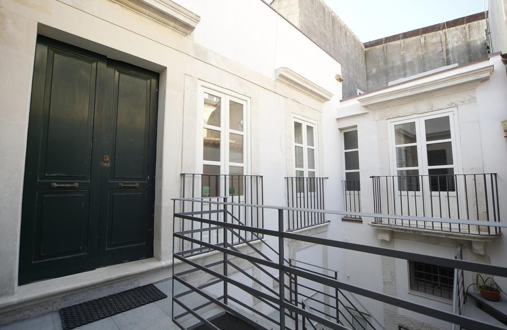 Ortigia Camere Con Vista Da Giulio B&B Szirakúza Kültér fotó